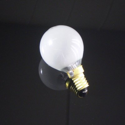 Glödlampa E14 klot 15W