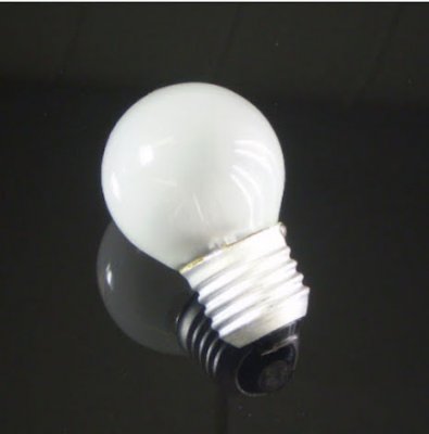 Glödlampa | klot | E27 15W 
